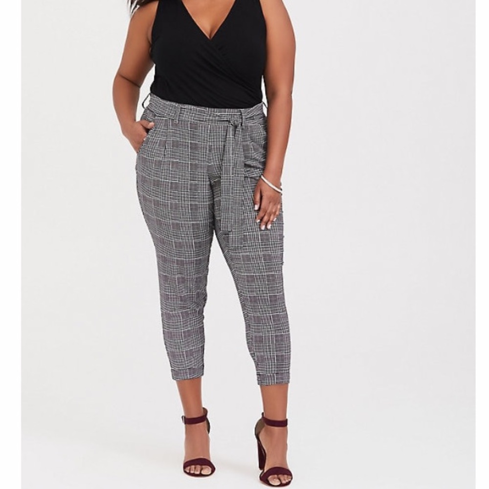 Torrid Houndstooth Tie Front Cigarette Pant